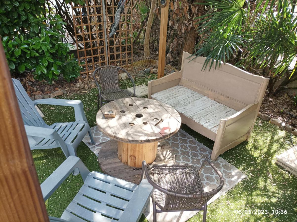 La Cahute, Appartement T2 Avec Jardin Ou Appartement Familial T6 モントーバン エクステリア 写真